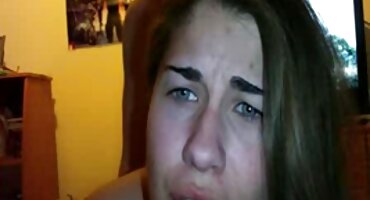 Brunette với bộ phim xx vietsub ngực ngon miệng cưỡi gà