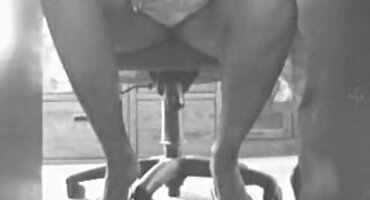 Cô gái khỏa thân này biết làm thế nào để làm phim xx cho hài lòng bạn trai của mình