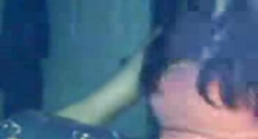 Babe Olivia phim xx les làm việc trên hai lớn cocks