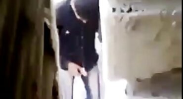 Công phim xx vung trom khai hút một chàng trai trong xe, và sau đó cho mình một vòi nước