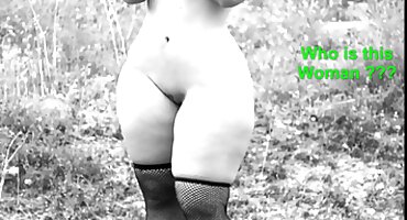 Cô quyến rũ người đàn ông của mình để quan hệ tình dục trong phim xx 69 quần lót nye và cho phép mình được fucked trong âm hộ