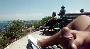 Vợ yêu thương đến làm việc cho chồng để hút và fuck phim xx hoạt hình