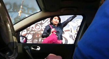 Cô quyến rũ anh chàng với quan hệ tình dục qua đường hậu môn phim xx nga để cho tiền mua sắm