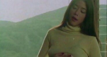 Animeshnitsa lây phim xx sex lan chân của mình để fuck Trong Âm hộ