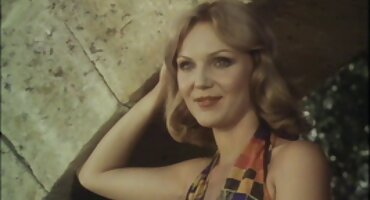 Kasumi biết cách thư giãn đúng phim xx khong che cách trước khi chiến đấu