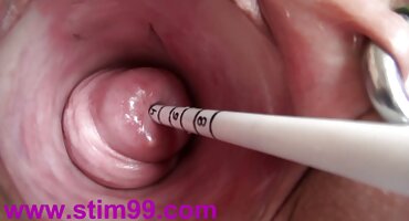 Tôi không cần phải thuyết phục bạn tôi, phim xx me con tôi cởi quần legging và ngồi trên vòi nước