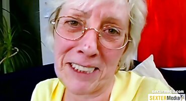 Tôi đã bôi trơn và fucked một cô gái hậu môn vào ngày đầu tiên phim xx hoạt hình