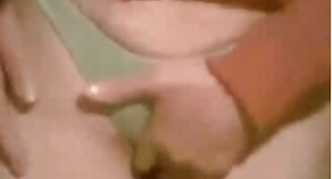 Busty babe mời chàng nhảy vào lồn của phim xx mĩ cô