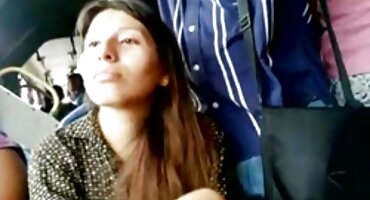 Kẻ trộm bị bắt và đụ trong phim xx les rừng Bởi Cô Bé Quàng Khăn Đỏ với liếm âm hộ