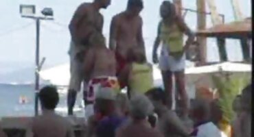 Massage salon tiếp phim xx thu xúc kết thúc với quan hệ tình dục đồng tính nữ